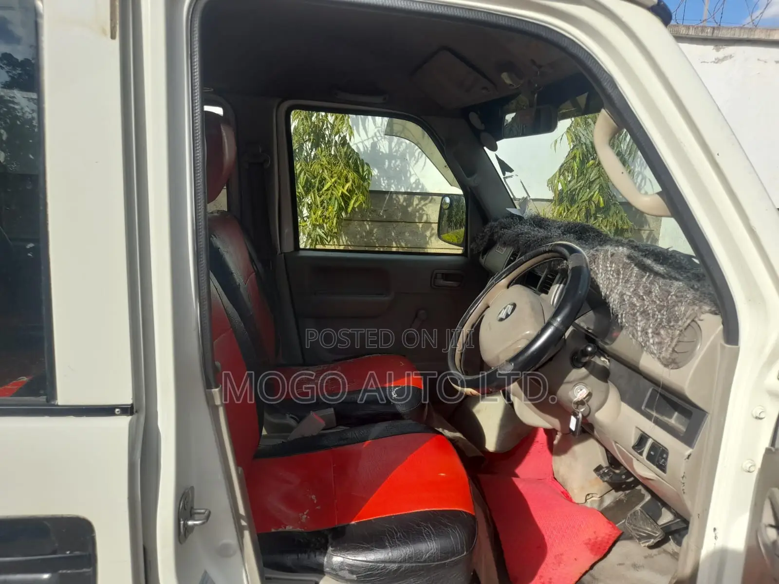 Suzuki Every Wagon 2014 White