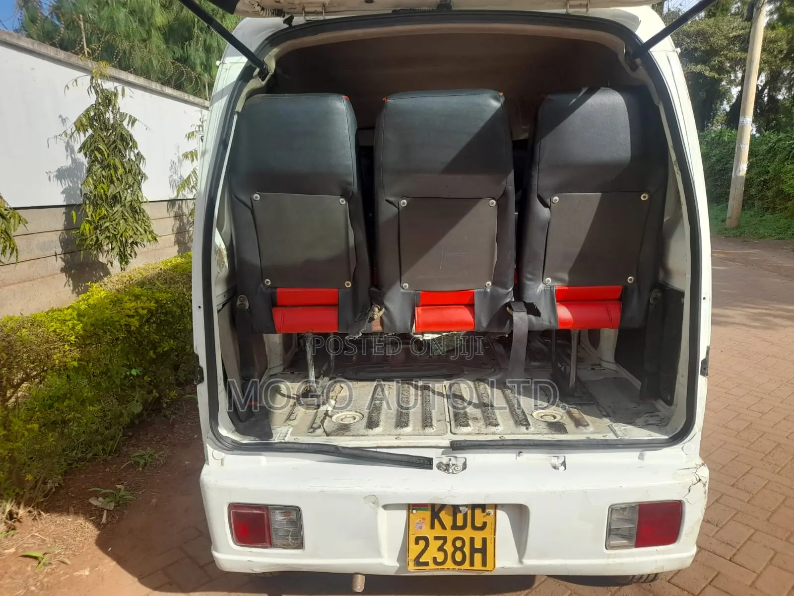 Suzuki Every Wagon 2014 White