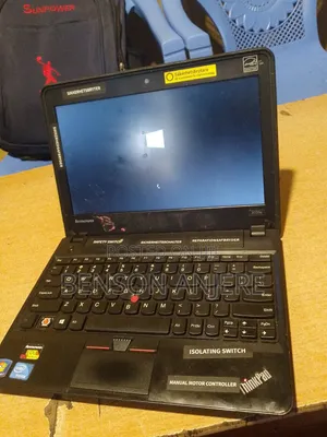 Laptop Lenovo ThinkPad X240 4GB Intel Celeron HDD+SSD 256GB
