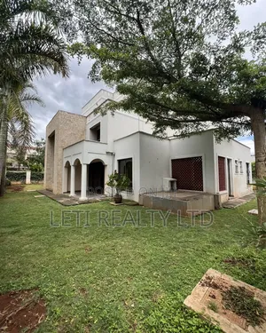 4bdrm Townhouse / Terrace in Maziwa for rent