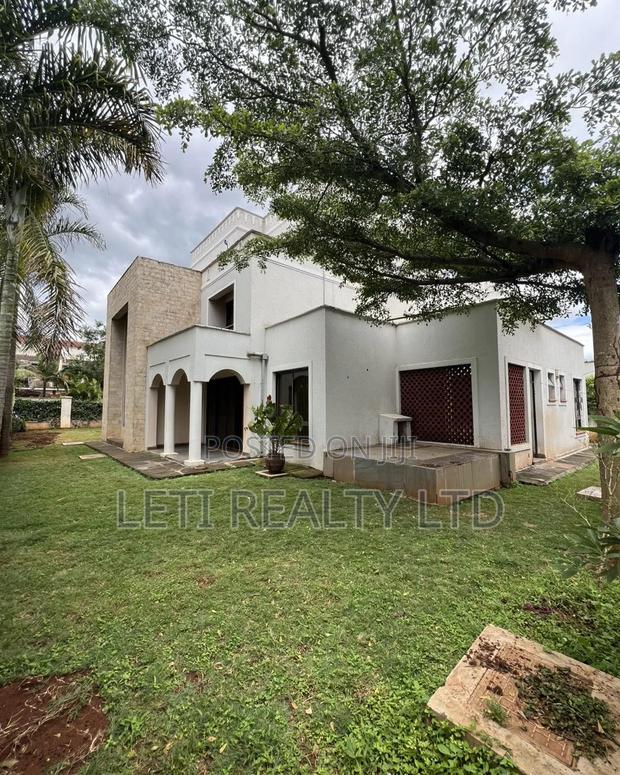 4bdrm Townhouse / Terrace in Maziwa for rent