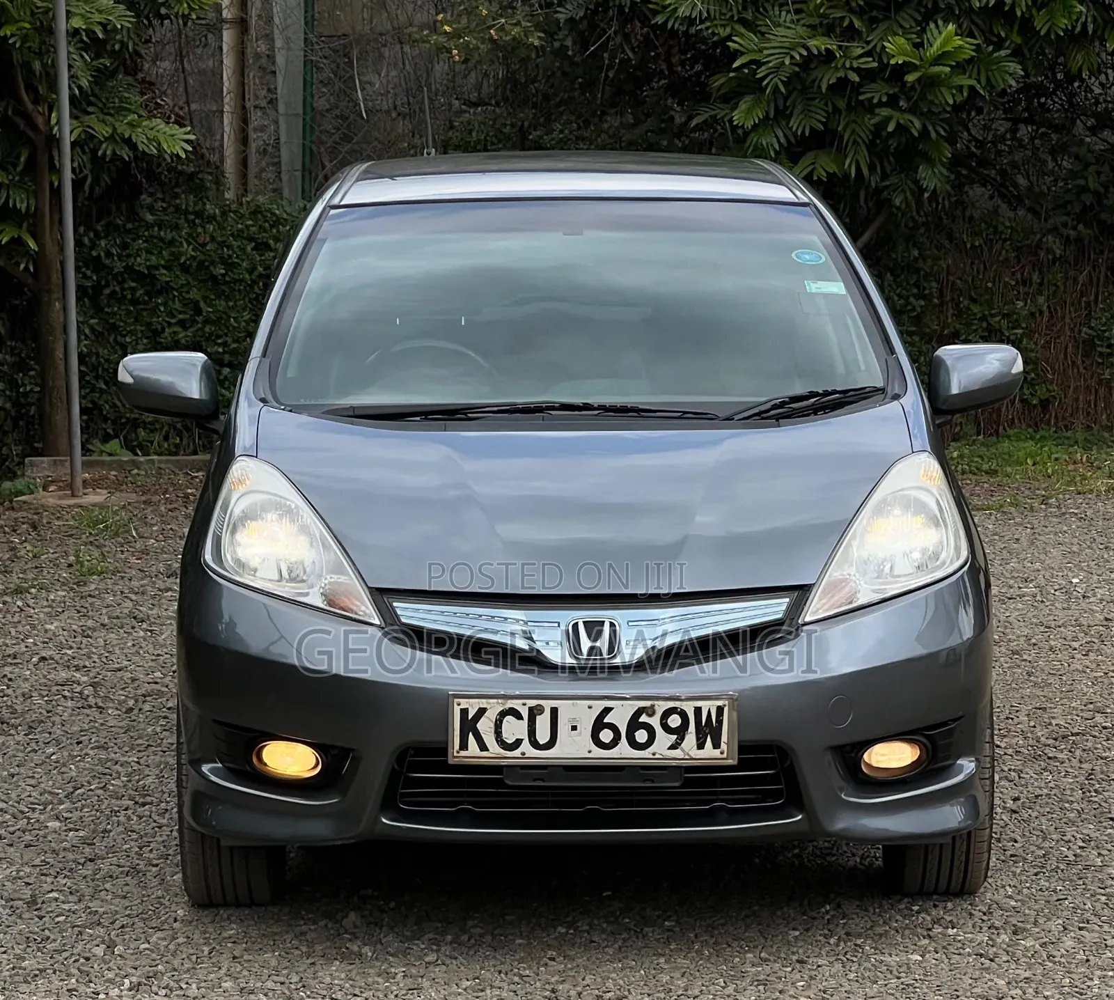 Honda Fit Shuttle 2012 Gray