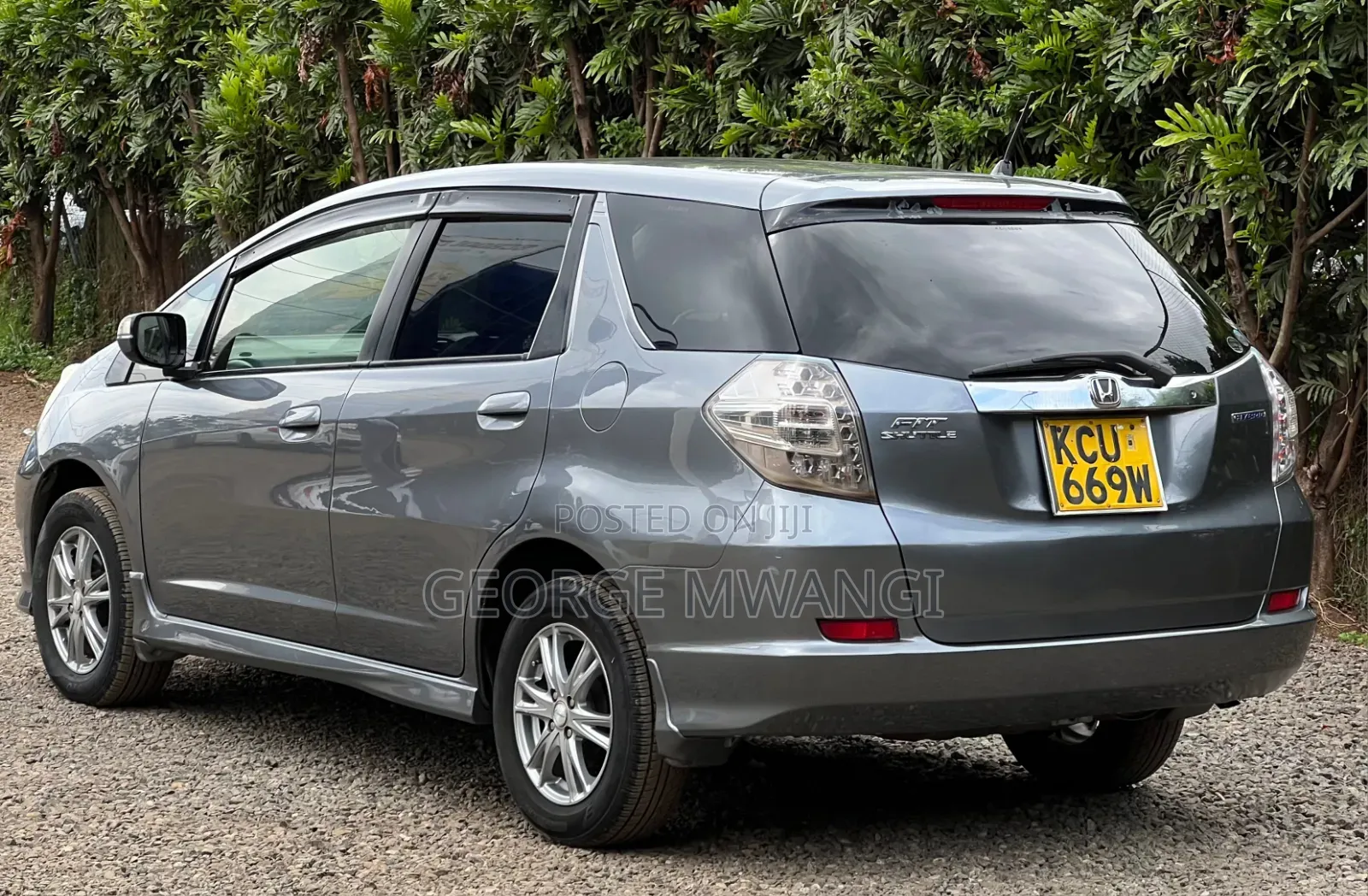 Honda Fit Shuttle 2012 Gray