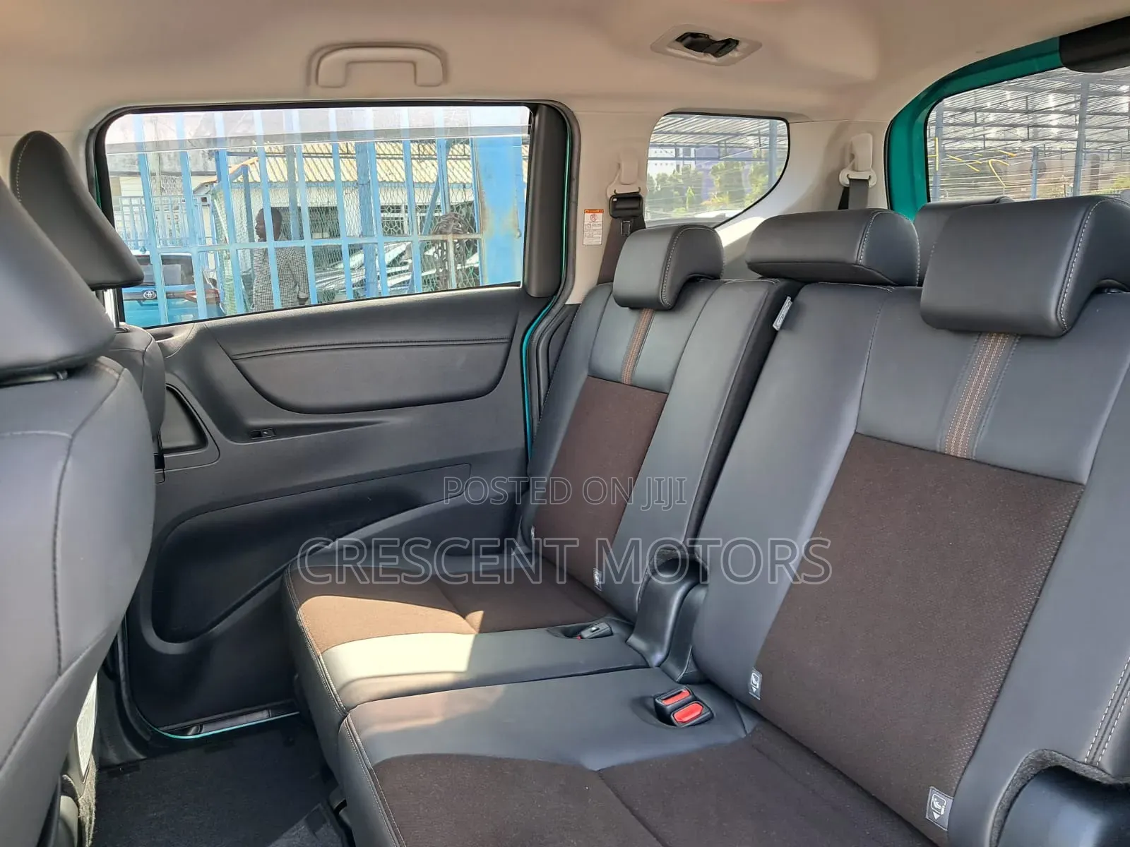 Toyota Sienta 2020 Blue