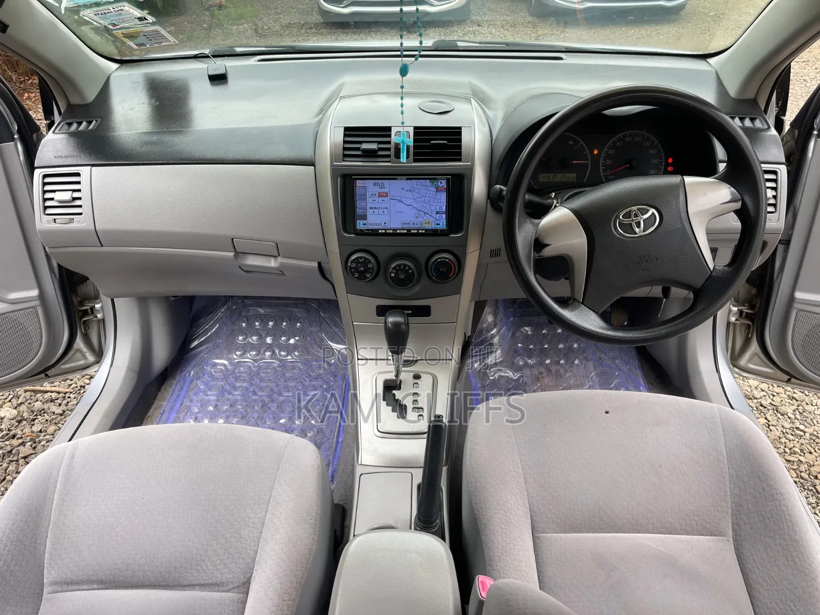 Toyota Axio 2010 Silver