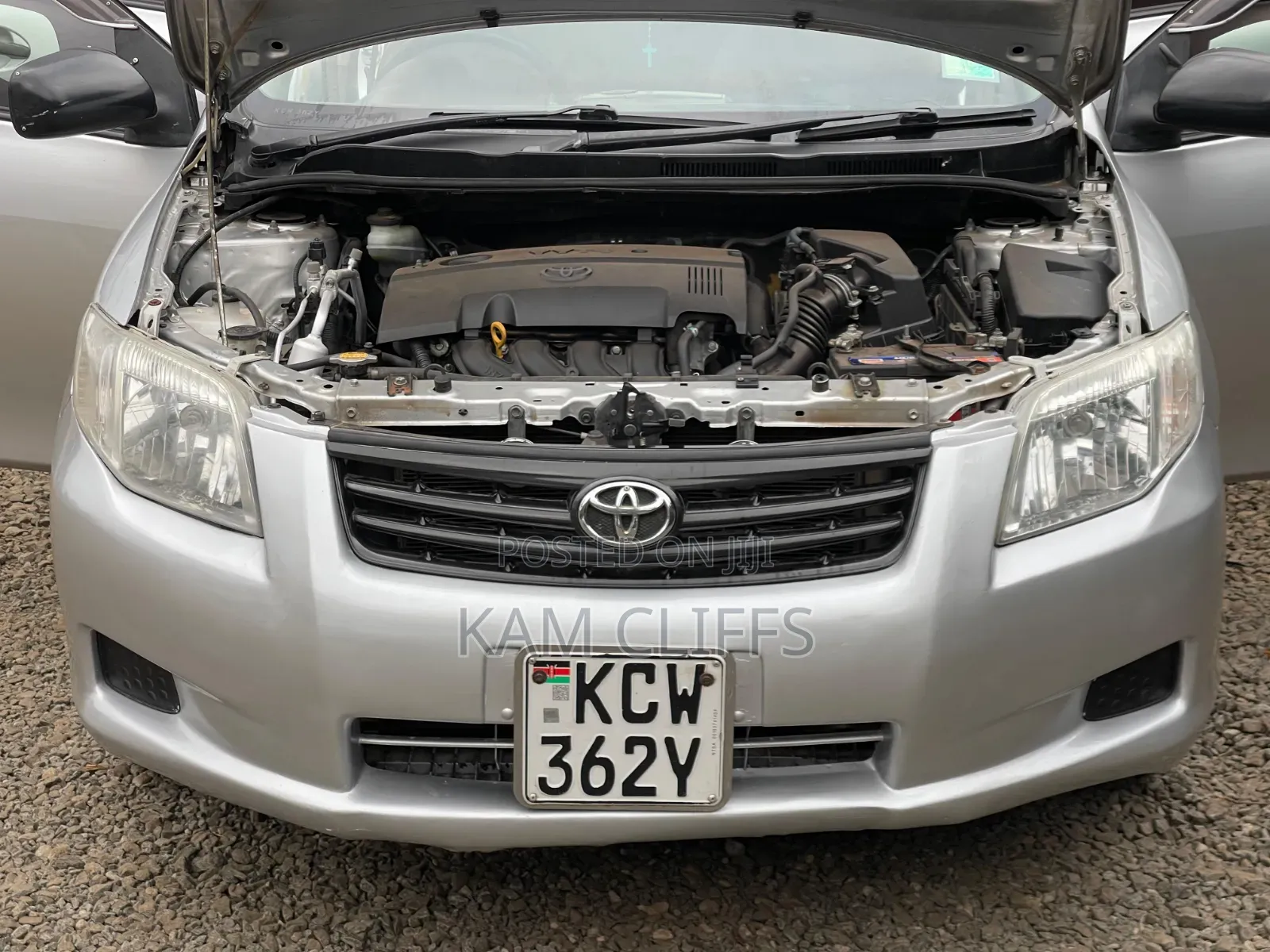 Toyota Axio 2010 Silver