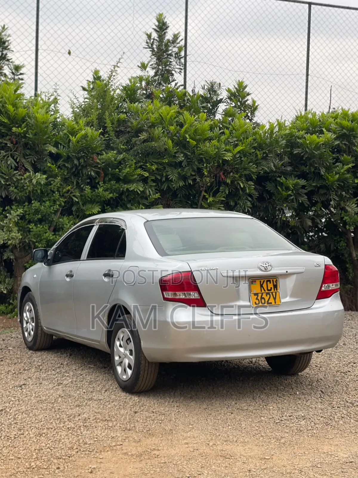 Toyota Axio 2010 Silver