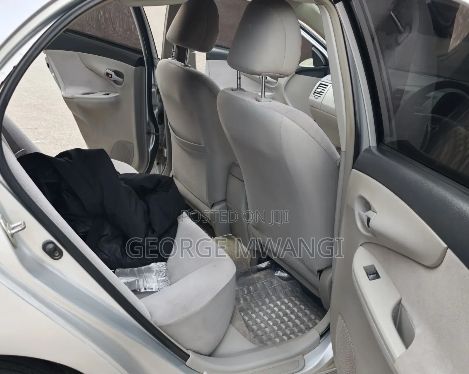 Toyota Axio 2012 Silver