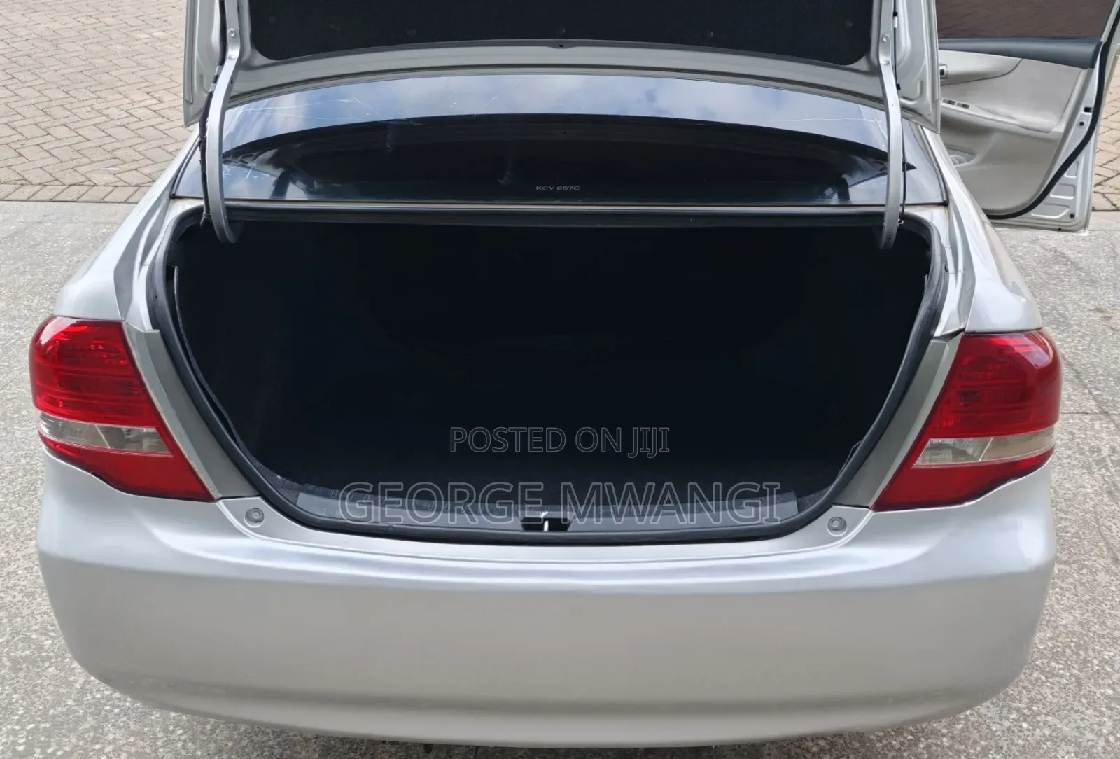 Toyota Axio 2012 Silver