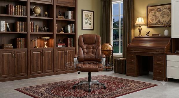 Office Chairs; Leather Senior Executive Office Seat - thumbnail 2