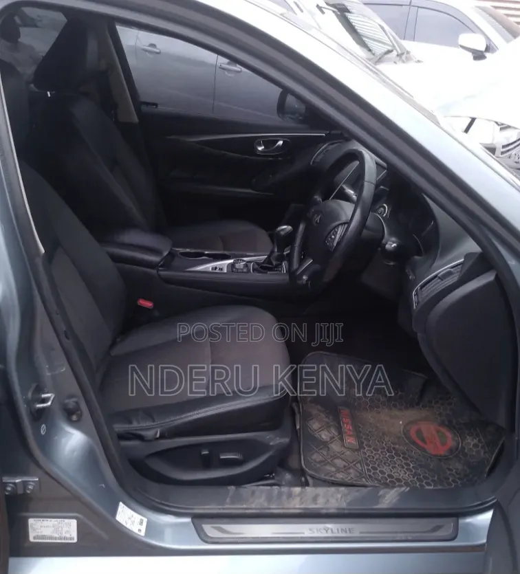 Nissan Skyline 2014 Gray
