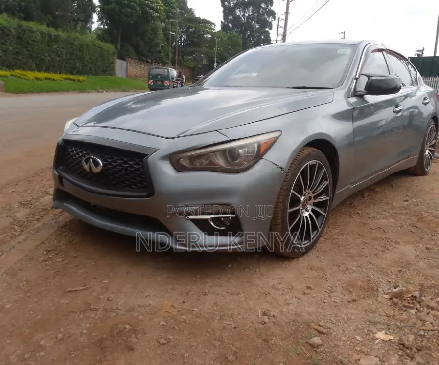 Nissan Skyline 2014 Gray