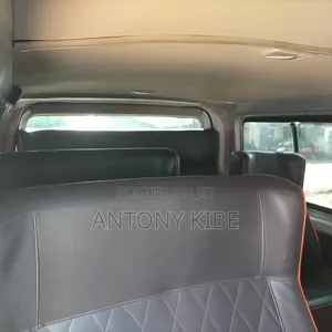 Toyota HiAce 2014 Silver