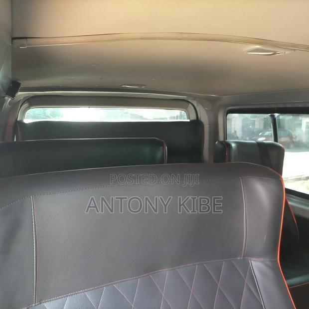 Toyota HiAce 2014 Silver - thumbnail 4
