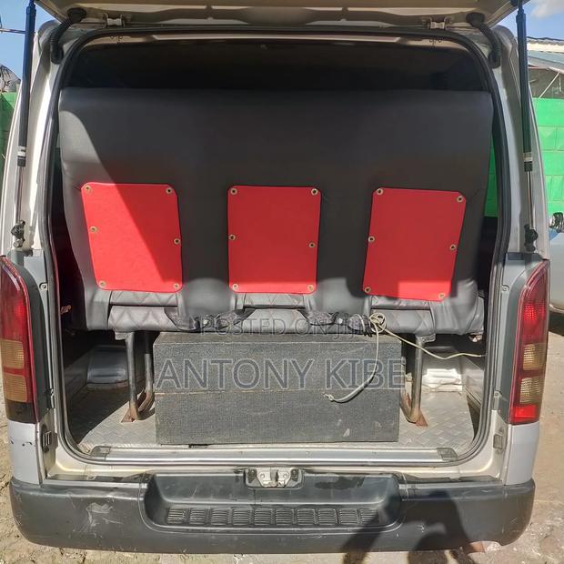 Toyota HiAce 2014 Silver - thumbnail 5