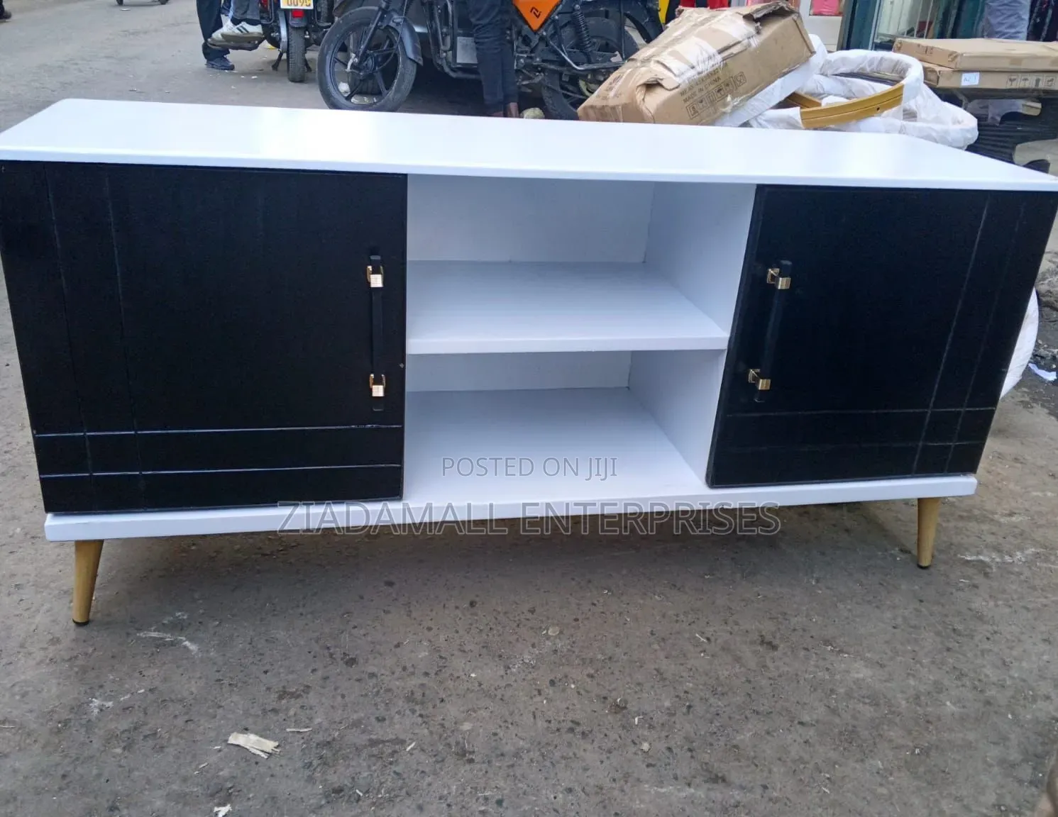 Tv Stand,Premium 4.5ft Executive Entertainment Tv Unit
