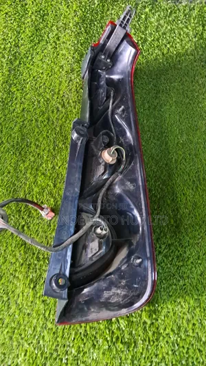 Nissan Note E11 Taillight