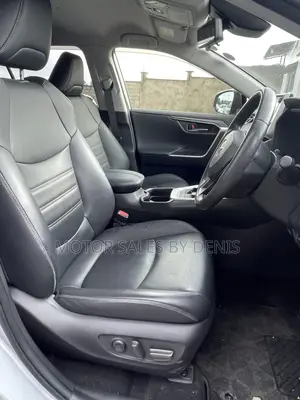 Toyota RAV4 2019 Silver