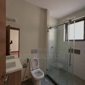 5bdrm Townhouse / Terrace in Muthangari for rent