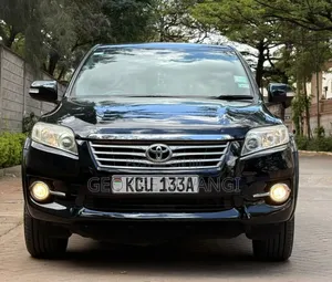 Toyota Vanguard 2013 Black
