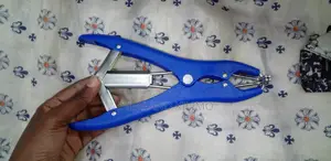 Castration Plastic Elastrator for Rubber Rings
