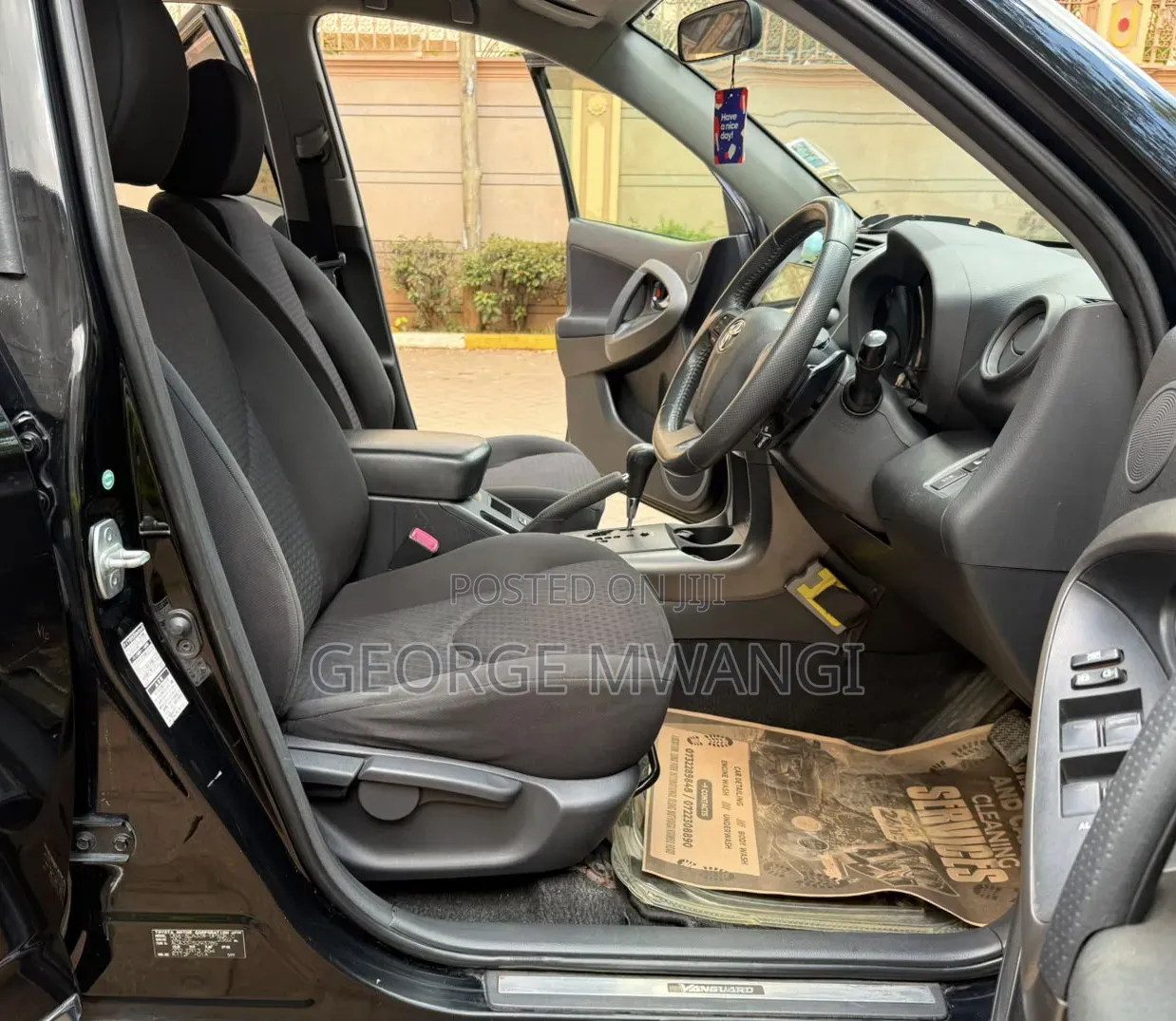 Toyota Vanguard 2013 Black