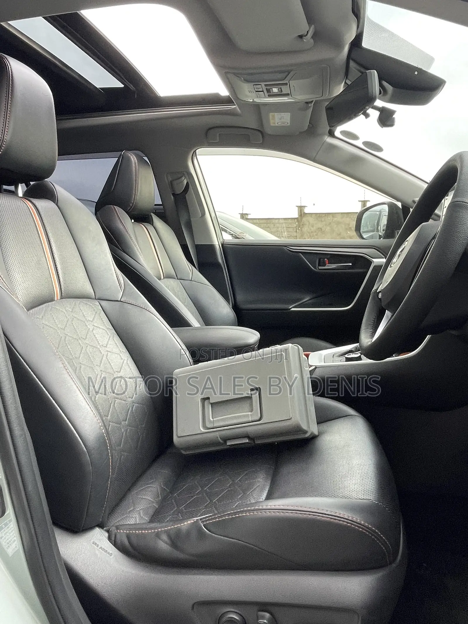 Toyota RAV4 Adventure 2019