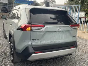 Toyota RAV4 Adventure 2019