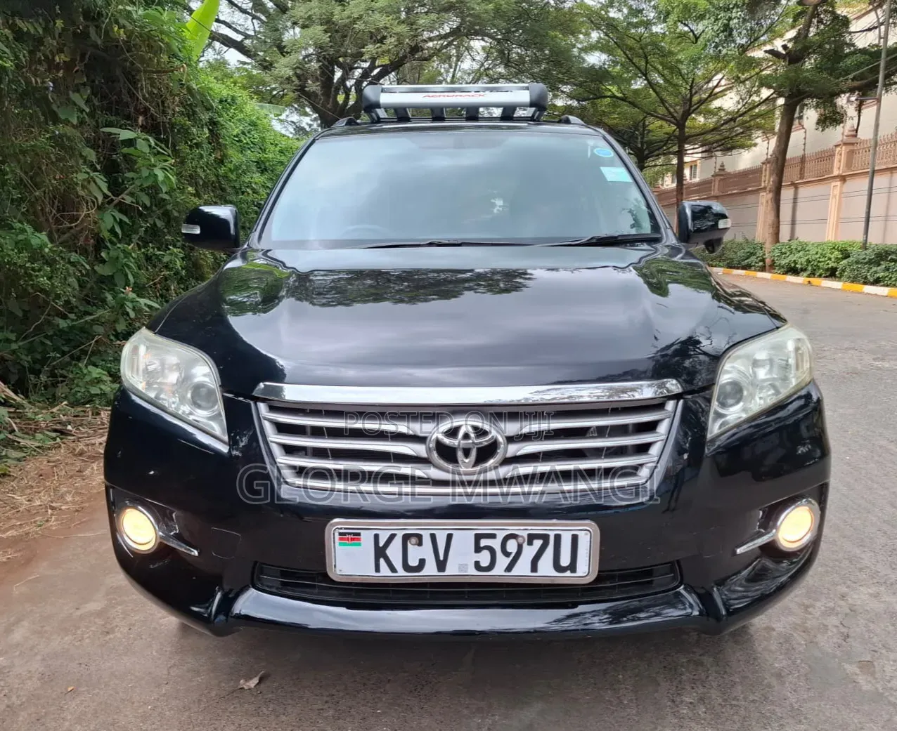 Toyota Vanguard 2012 Black