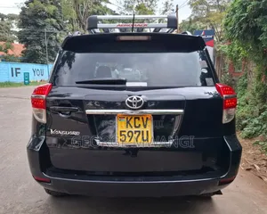 Toyota Vanguard 2012 Black