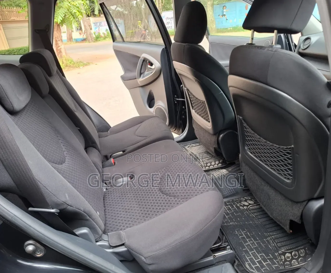 Toyota Vanguard 2012 Black