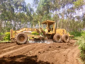 Grader for Hire