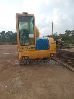 Self Loading Concrete Mixer for Hire