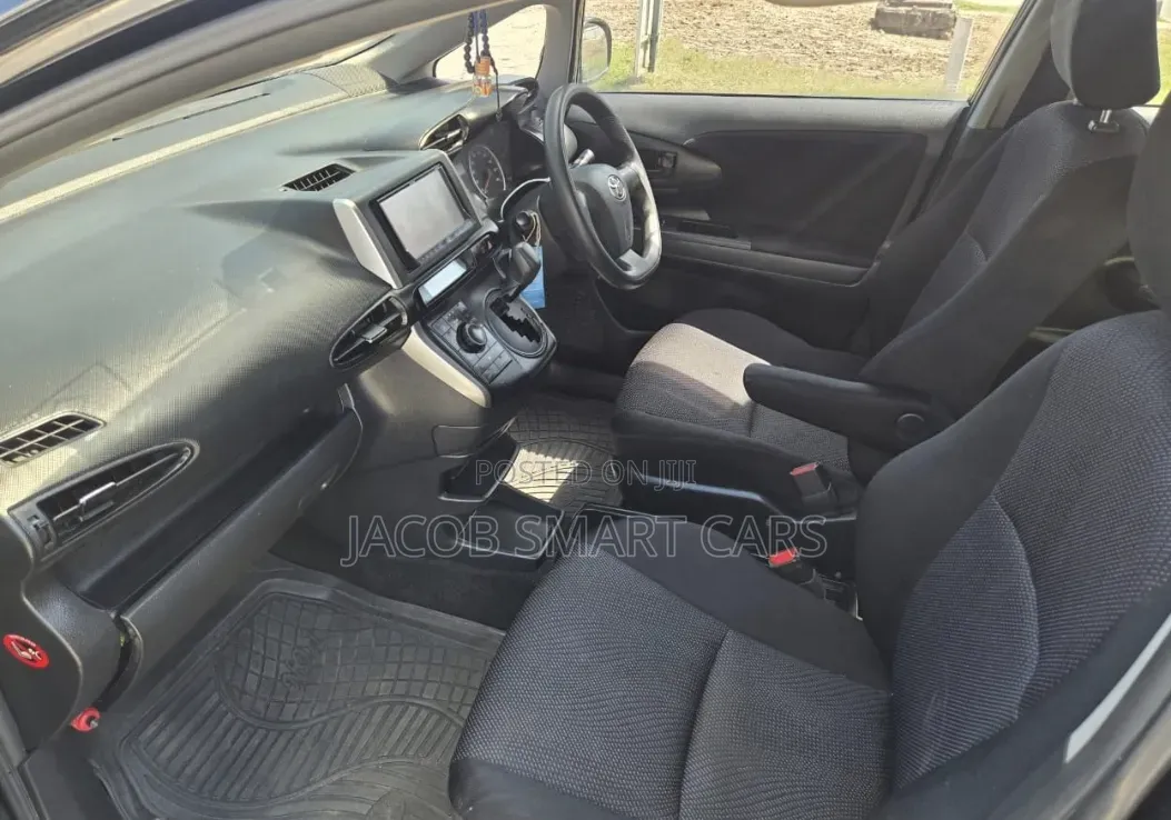 Toyota Wish 2013 Black