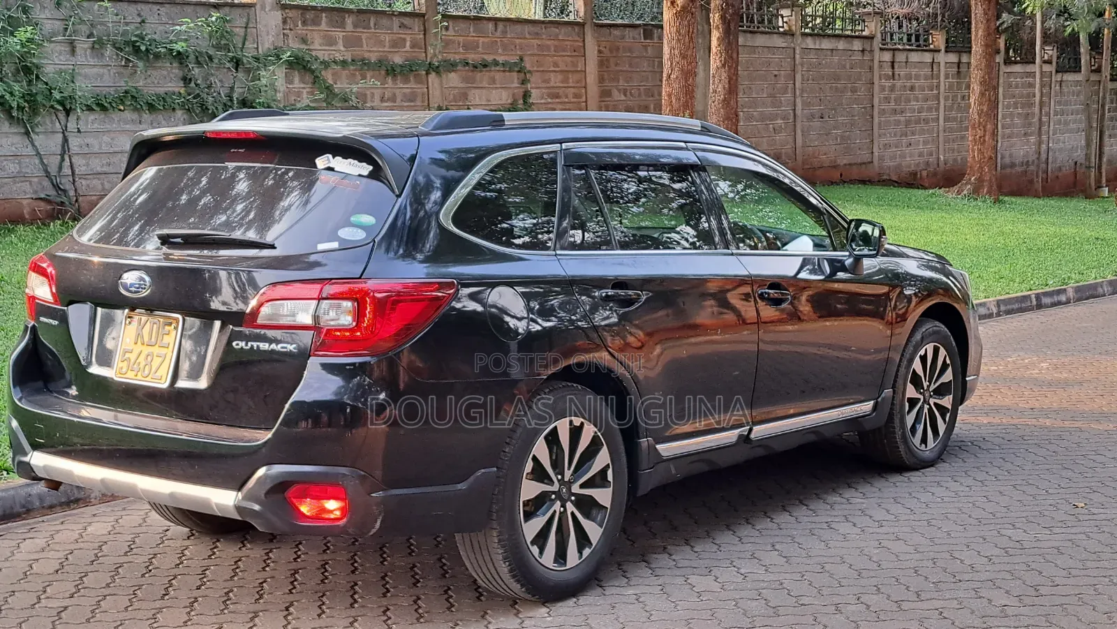 Subaru Outback 2017 Black