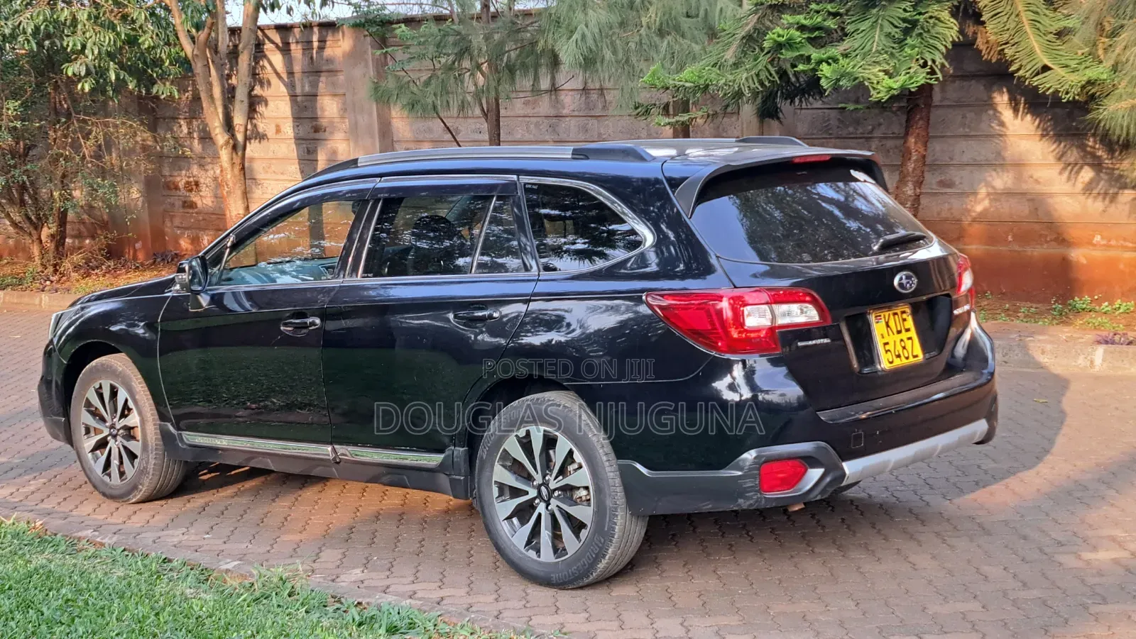 Subaru Outback 2017 Black