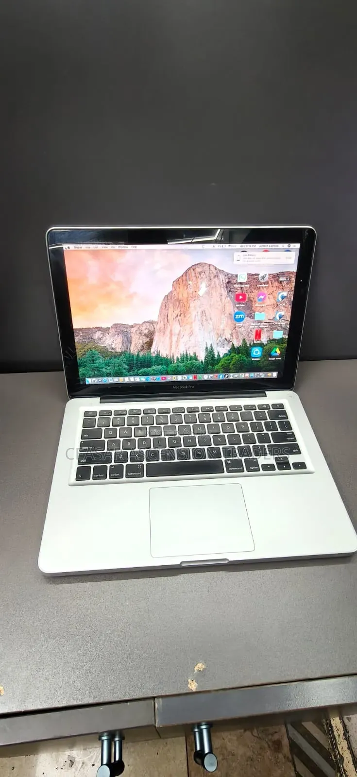 Laptop Apple MacBook 2012 8GB Intel Core i5 SSD 256GB
