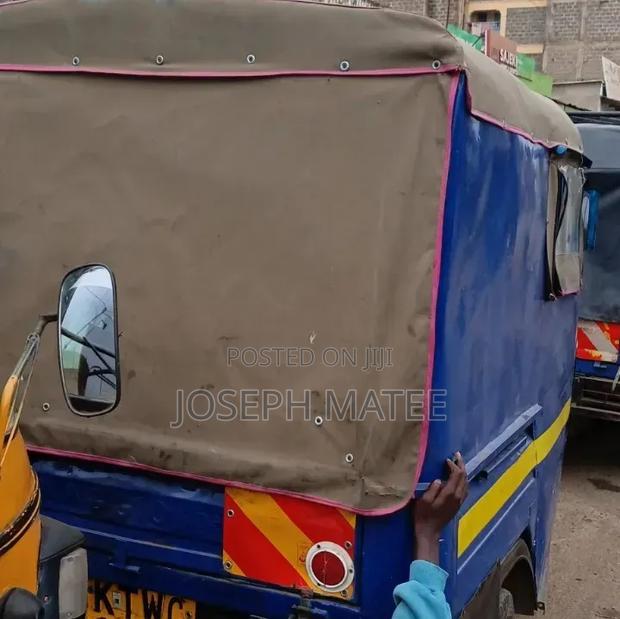 Piaggio 2020 Blue - thumbnail 3