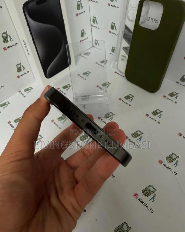 Apple iPhone 15 Pro 512 GB Black - thumbnail 4
