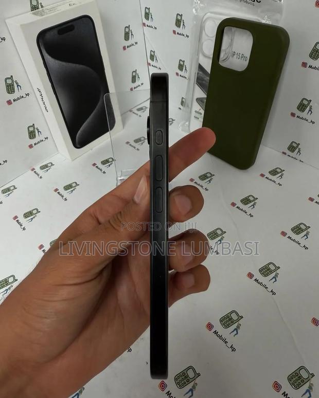 Apple iPhone 15 Pro 512 GB Black - thumbnail 5
