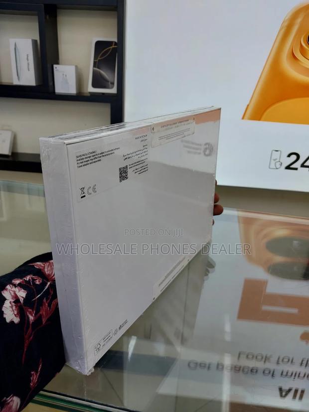 New Samsung Galaxy Tab 10.1 256 GB Gray - thumbnail 3