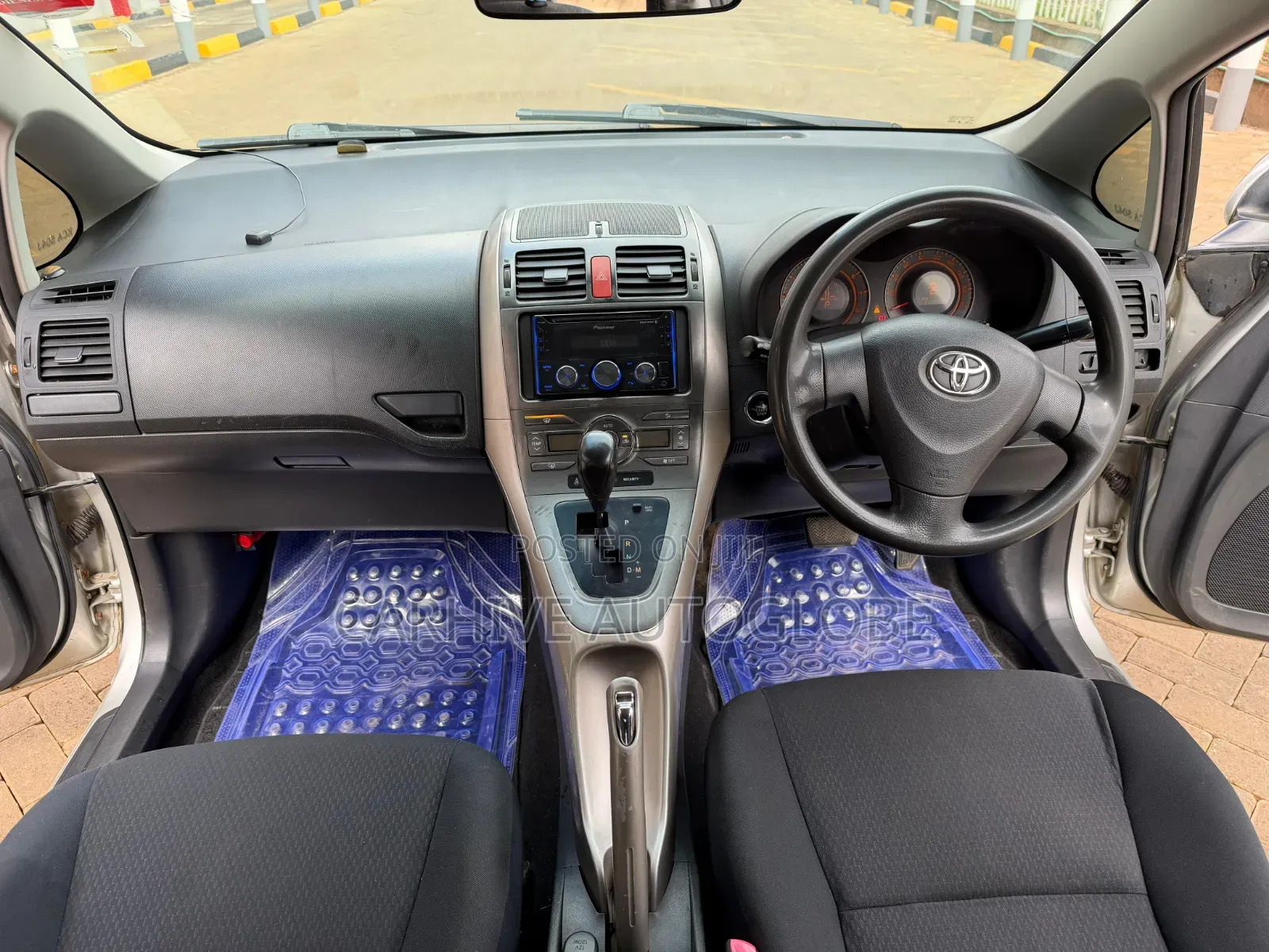 Toyota Auris 2007 Silver