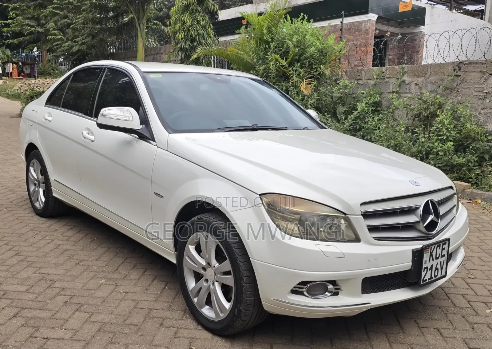 Mercedes-Benz C200 2008 White
