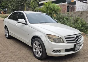 Mercedes-Benz C200 2008 White
