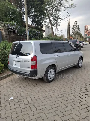 Toyota Succeed 2019 Silver
