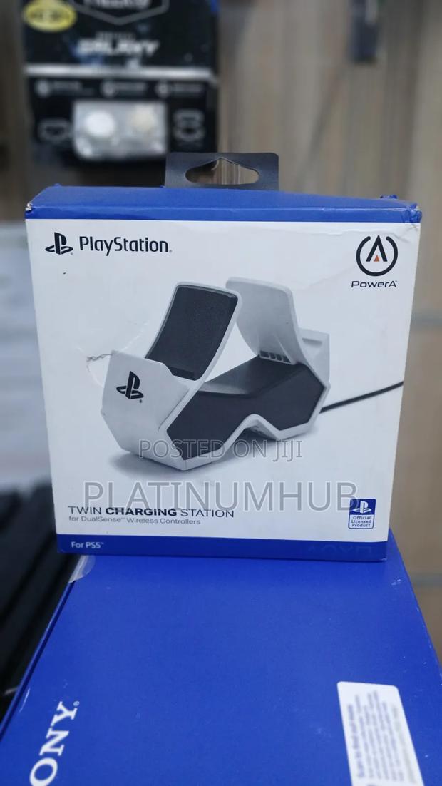 Twin Controller Charging Station for Playstation 5 Dualsense Pad