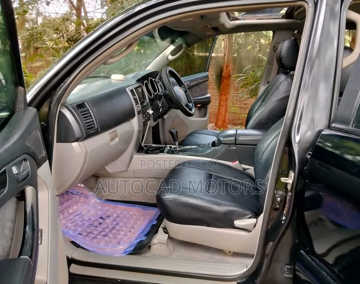 Toyota Hilux Surf 2008 Black