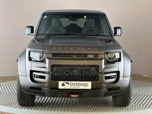 Land Rover Defender V8 2024 Gray