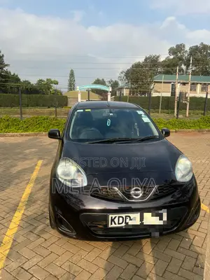 Nissan March 1.5 FWD 2014 Purple