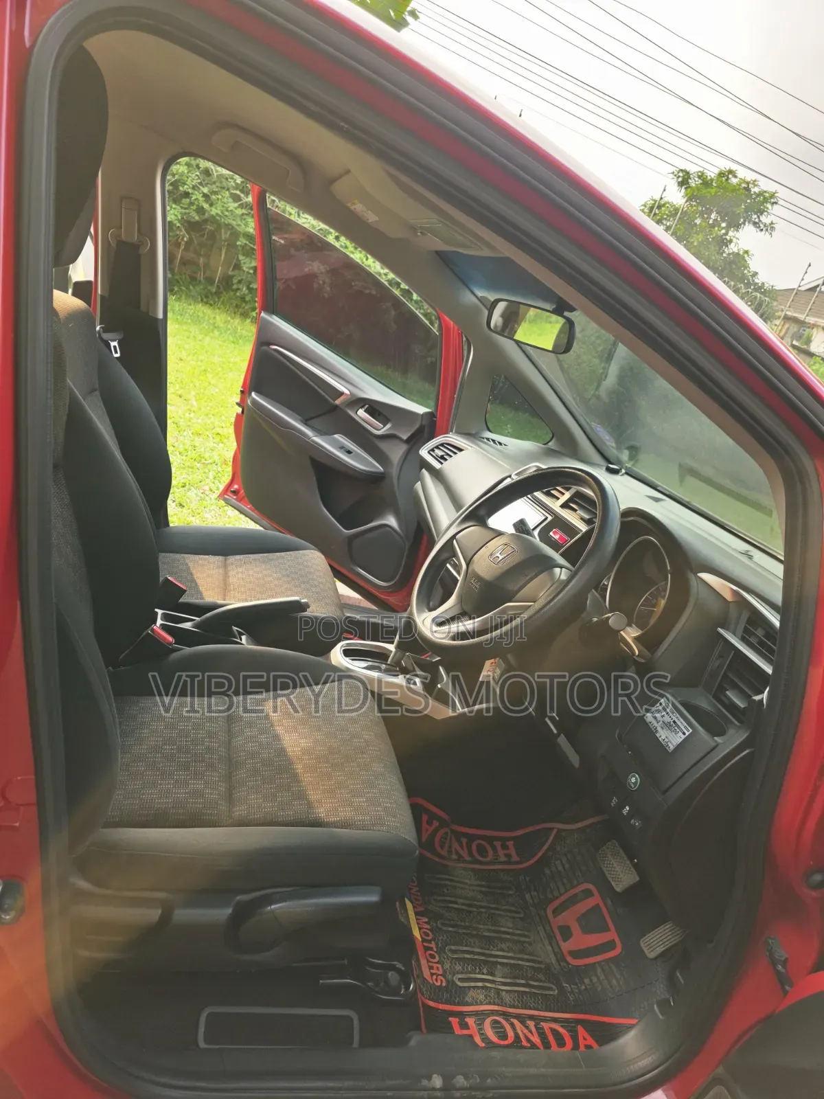 Honda Fit 2017 Red